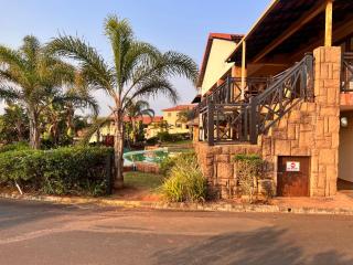 Ocean View Villas: Port Edward Unit H09 - 7