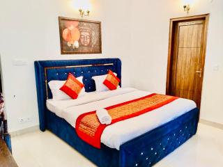 Fortune Home Service Apartment 2Bhk,Saket Near Max Hospital - 5