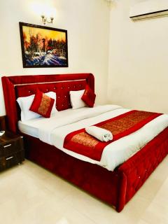 Fortune Home Service Apartment 2Bhk,Saket Near Max Hospital - 4