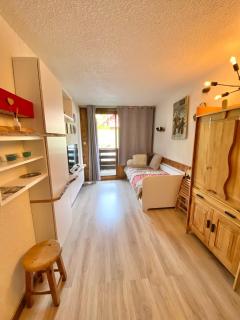 Appartement avec balcon vue sur la montagne - Serre Chevalier Chantemerle - 2