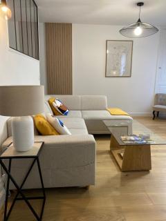 Appartement moderne en plein centre D'Epernay - Épernay - 9
