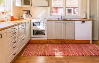 2 Bedroom Beautiful Home In Annerstad - 5