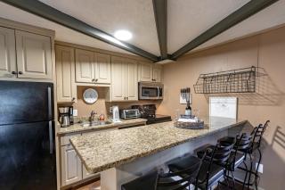 Treehouse Lodge at Sugar Mountain - Sugar Mountain - 4