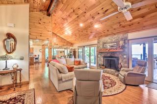 Hiawassee Home with Fire Pit and Furnished Deck! - Hiawassee - 7