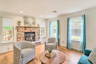 Hot Tub and Deck Gorgeous Retreat in Pocono Summit! - 6