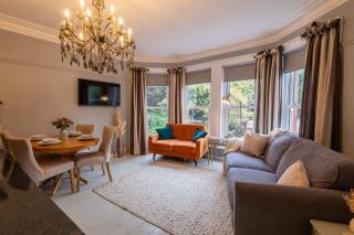 Stylish Central 2 Bedroom Apartment - Hereford - 1
