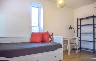 Beautiful Apartment In Färjestaden - Färjestaden - 6
