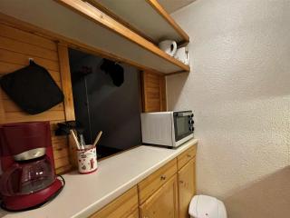 Appartement cosy avec balcon, 2 pièces, 5 pers, proche pistes et commerces - FR-1-452-249 - Les Menuires - 3