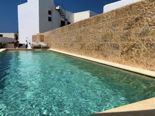 Christina Hotel, Adults Only, Heated Salt Water Pool - Naousa - 0