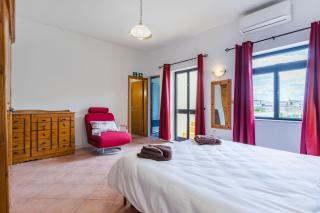 Duplex Apartment With Terrace & BBQ In Central Sliema - 5