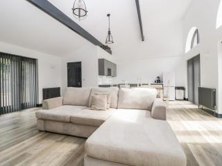 The Annex - Wimborne Minster - 5