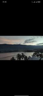 Vandu's View Guest house & Restaurant - Tuk Tuk - 6