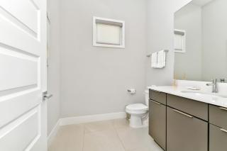 Trendy Two Story Condo Near Disney With Resort & Waterpark Access - B24-203 - 9