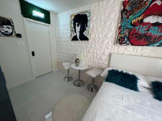 Fun Apartment Studio Queen Bed Lux 5 - 7