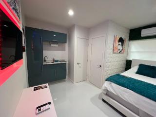 Fun Apartment Studio Queen Bed Downtown 4 - 3