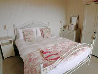 Owl Cottage - 2