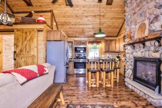 The Nut House - Eagle River - 5