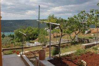 Apartments with parking space Trget, Rasa - 7687 - 5