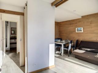 Appartement spacieux de 28m² proche pistes avec balcon et commerces à proximité - FR-1-344-817 - 3