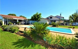 Gorgeous Home In Moulès With Wifi - Moulès - 2