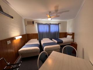 Sturt Motel Balranald - 1