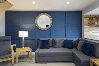 Castle View - Port Solent Stunning Waterfront House - Portsmouth - 3
