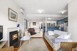 Coastal Haven - BYO Linen - 6