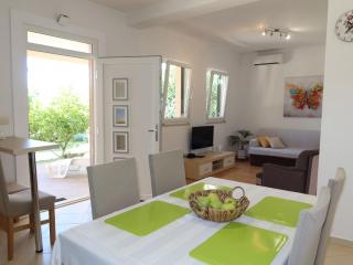 Holiday Home Lorenzo by Interhome - Privlaka - 5
