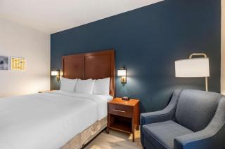 Comfort Inn & Suites Bennett - 4
