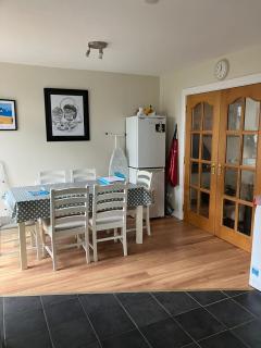 Strand Cottage, Ballycastle. Modern Home - Ballycastle - 2