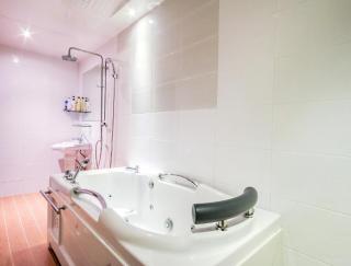Opera Motel - Yeosu - 2