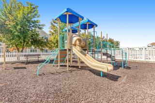 Grande at Canal Pointe -- 37697 Ulster #12 - 3