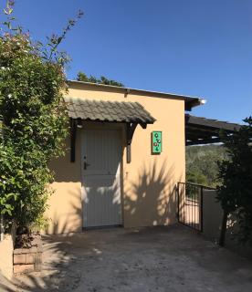 Fiddlesticks Farm BnB or Self Catering Cottage - East London - 0