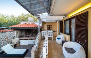 Awesome Apartment In Zdrelac With Sauna - Ždrelac - 3