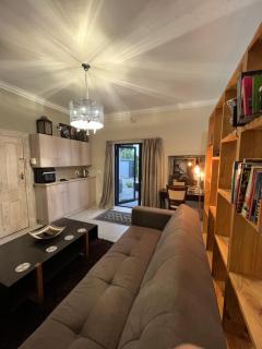 28 on Symonds Luxstudio 1 - 3
