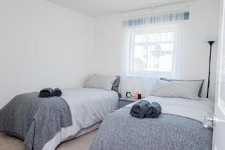 Bayview Apartments - 6