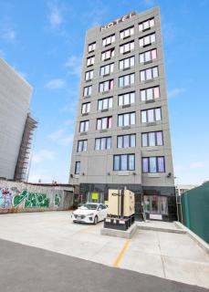 Hotel 365 Bronx - Yankee Stadium - 2