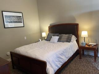 Llama-Stay at Spooky Tooth Ranch - Mtn Views! - Loveland - 3