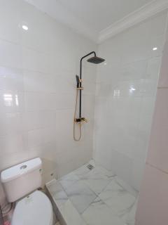 Private Rental Unit - Idogwari - 5