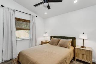 Peach's Place - 7