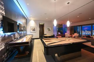 StripViewSuites Ultimate Luxury Penthouses Full Strip View & Balcony - 3