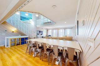 Pearl by the Sea - 4