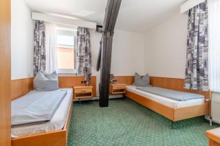 Hotel Kniestedter Hof - Salzgitter-Bad - 4
