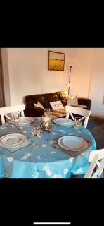 Anvil Cottage - Mold - 7