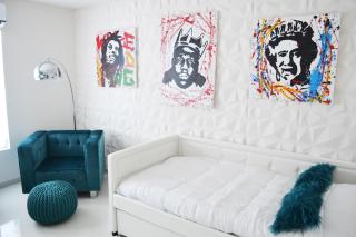 Fun Twin Bed Small Studio In Hollywood 27-2 - 0