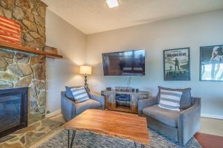 The Lodge on Smith Mountain Lake - Huddleston - 4