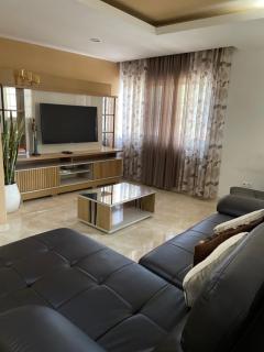 Apartamentos Avenida - Praia - 0