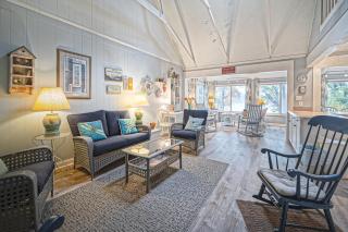 Cottage at the Lake - Moneta - 9