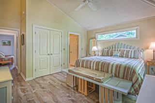 Cottage at the Lake - Moneta - 1