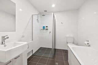 George St Retreat - 2